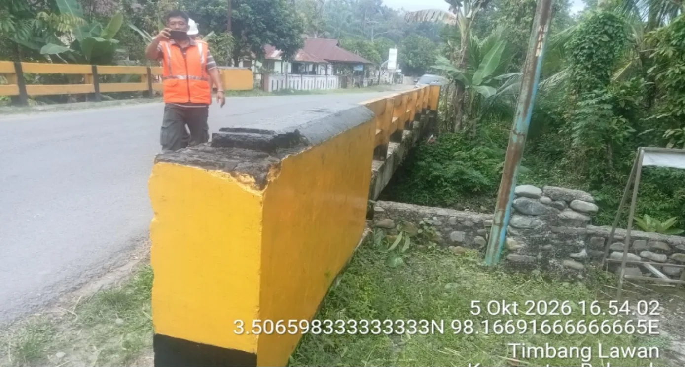 Dari arah kiri jembatan – GERIGIT 1